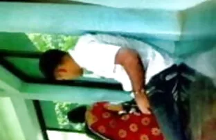 चरम अश्लील दृश्य अंत के साथ सह चेहरे पर सेक्सी मूवी दिखाओ के लिए