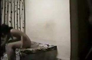 चूसने और बाद में पीठ पर कमबख्त बंगाली सेक्सी मूवी