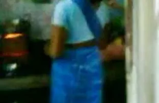 वह मॉडल के साथ पतला शरीर हो जाता न्यू सेक्सी मूवी पिक्चर है उसके मुंह से भरा वसा मुर्गा
