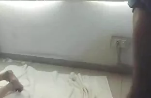 BigcockBoyz बाध्य Handjobs अंग्रेजी बीएफ मूवी सेक्सी