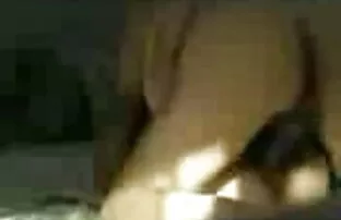 रेशमी स्टार तालाब से सड़क पर उसे बिल्ली के साथ खेलता है! सेक्सी सेक्सी वीडियो फुल मूवी
