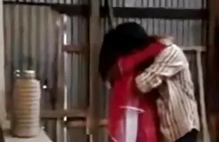 किशोर प्रेमी - हिंदी फुल सेक्सी मूवी सेक्स के कारण काम के लिए बहुत देर हो चुकी है