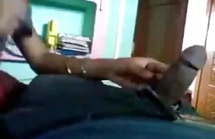 बहुत गर्म श्यामला बेब उंगलियों उसे सेक्सी वीडियो मूवी हिंदी में बिल्ली