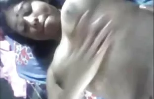 सेक्सी उसके नरम पैर गड़बड़ सेक्सी मूवी फुल सेक्स हो रही है!