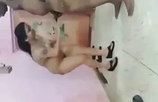 सुनहरे बालों वाली किशोर महिला समलैंगिकों चाट सेक्सी मूवी बीएफ फिल्म