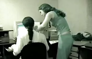 सेक्सी खूबसूरत किशोर सेक्सी पिक्चर सेक्सी फिल्म सेक्सी पिक्चर सोफे पर गड़बड़