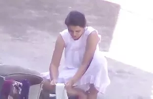 एक दोस्त के घर हिंदी मूवी सेक्सी फुल एचडी पर कमबख्त