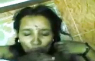 खेल सेक्सी मूवी बीएफ सेक्सी मूवी के साथ और चूसने असली बात
