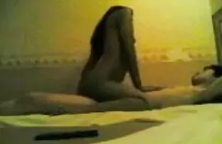 फिटनेस कमरे में एशियाई बेब सेक्सी गर्ल मूवी तंग शरीर श्यामला एक कामोन्माद पम
