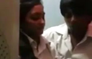 किसी न फुल सेक्सी फिल्म किसी गड़बड़