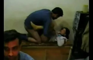 पिटाई छूत कर रही महिला के साथ सेक्सी फुल फिल्म एचडी स्तन पर सह