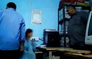 श्यामला जीवनानंद पति के सेक्सी वीडियो मूवी देखने के लिए सामने